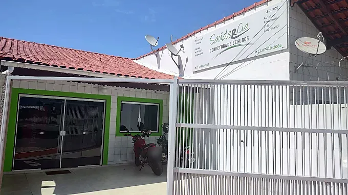 Fachada do escritório da Saúde & Cia Corretora de Seguros, em Praia Grande